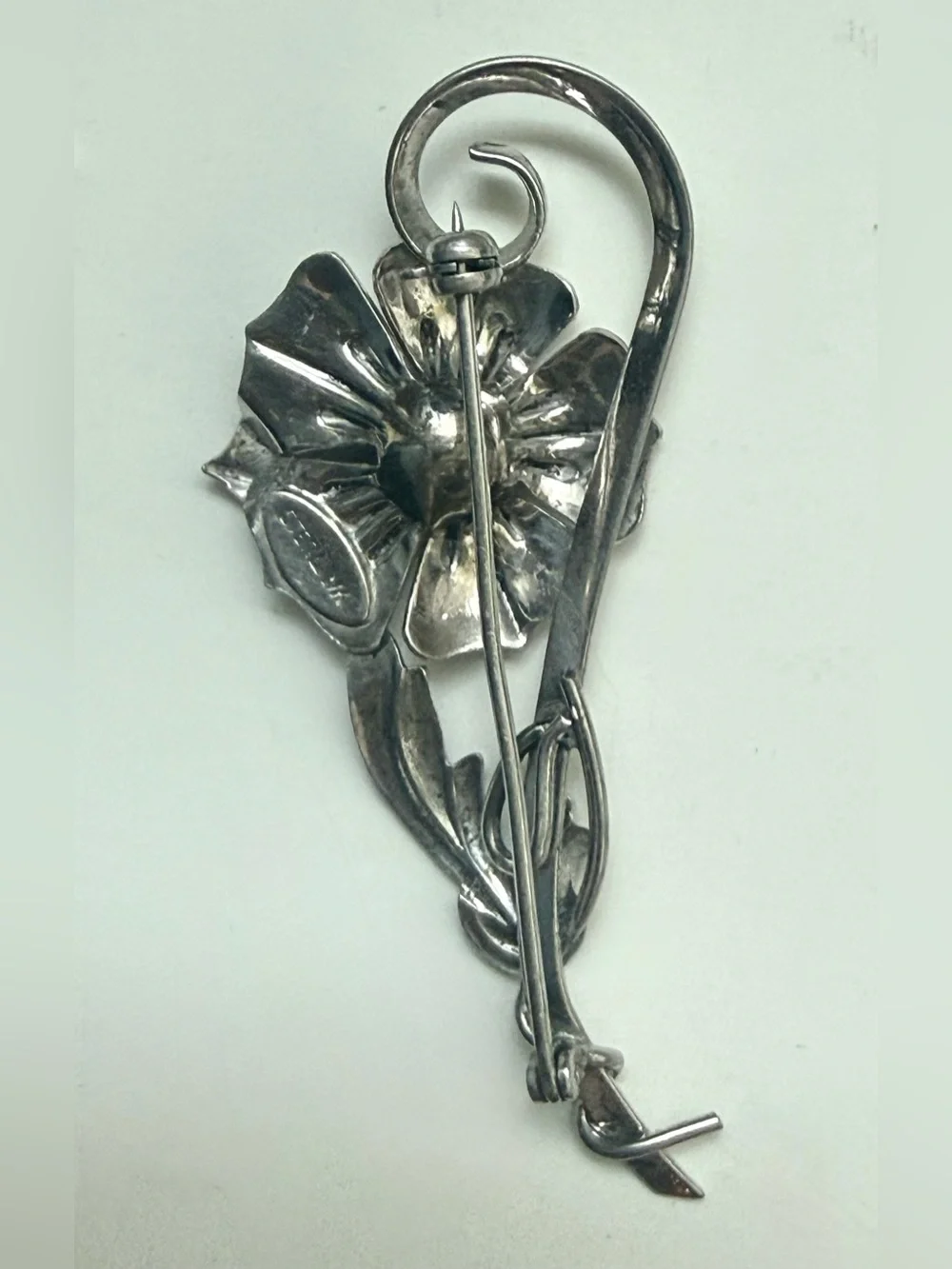 Vintage Walter McKenna Signed MK .925 Sterling Silver Flower Brooch